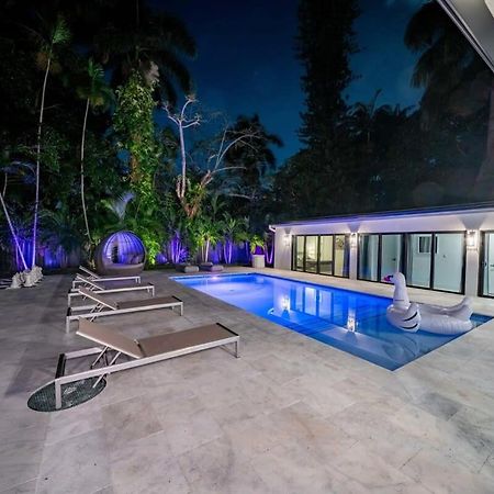 Luxury Villa Azure With Heated Pool 20 Minutes To Beach Miami Exterior photo